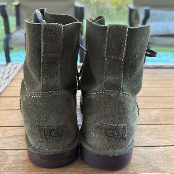 Ugg ELVI Women Suede Spruce Ankle Boots 9 - Picture 3 of 7